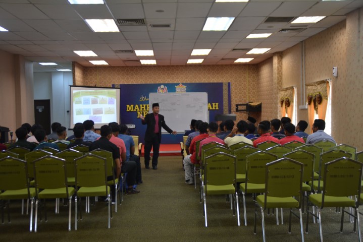 Lawatan Kolej Komunit iMasjid Tanah