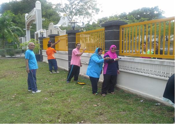 Perhimpunan Bulanan dan Gotong Royong Perdana 2016